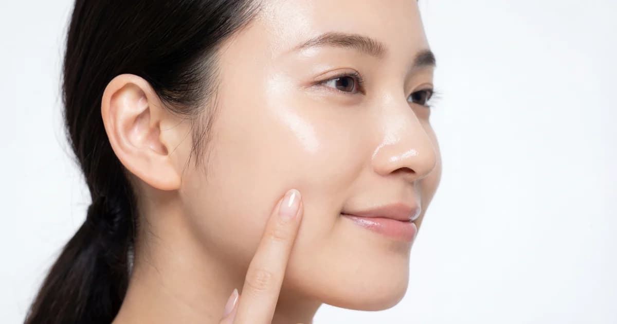 The Rise of Glass Skin: The Skincare Trend Taking Over Beauty