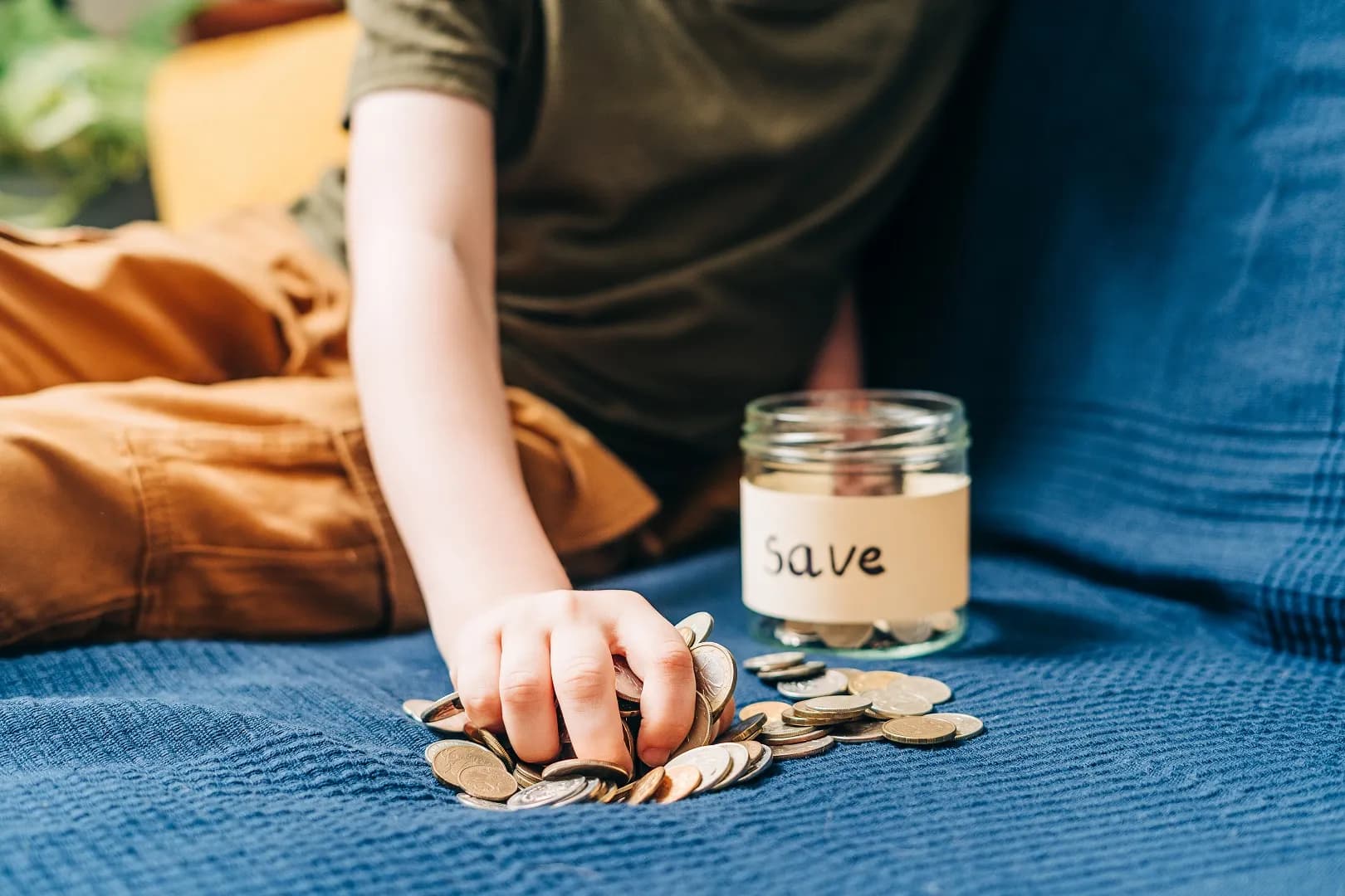 How to save money when you shop?