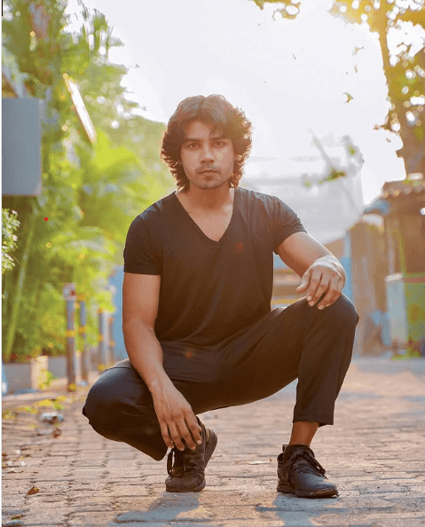 Deepak Somalkar "Live Your Dreams"