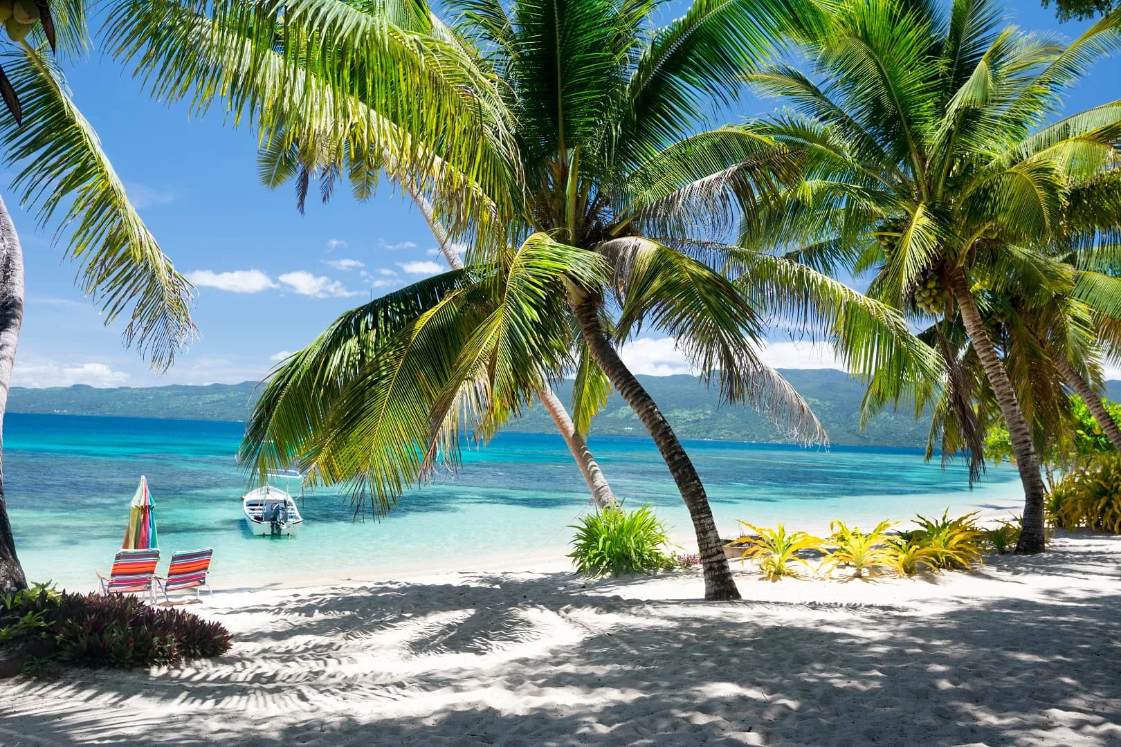 Beach Getaways in Phuket, Thailand: Sun, Sand, and Relaxation