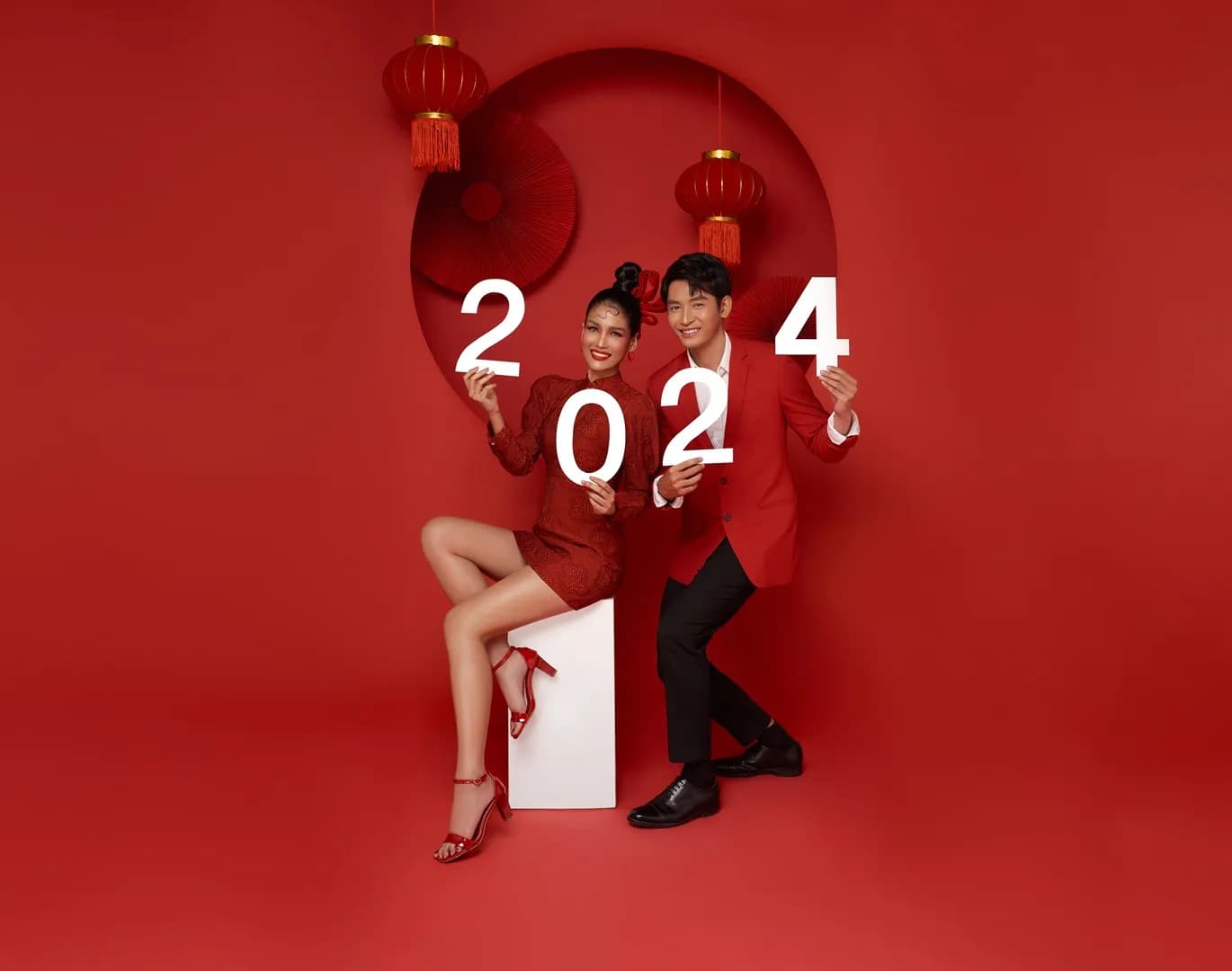 New Year, New Accessories: Elevating Your 2024 Style